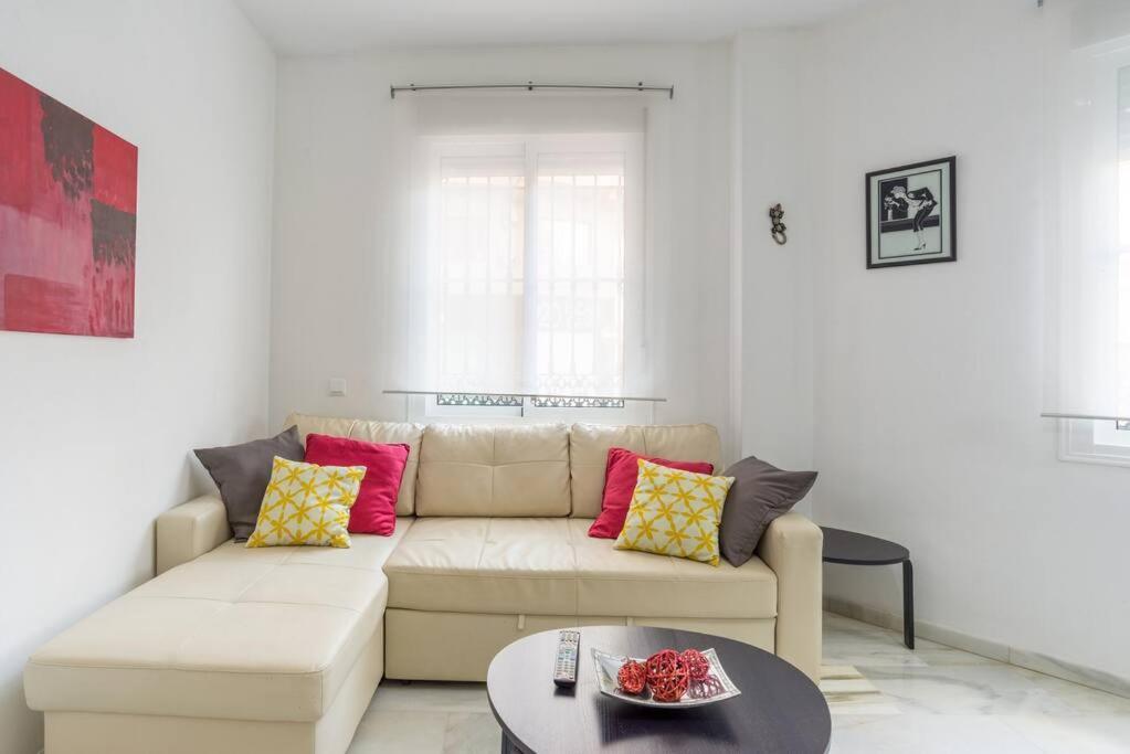 Bright, Quiet And Nice Ground Floor In The Center Málaga Exterior foto
