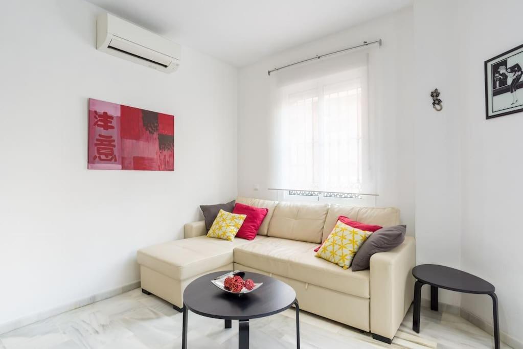 Bright, Quiet And Nice Ground Floor In The Center Málaga Exterior foto